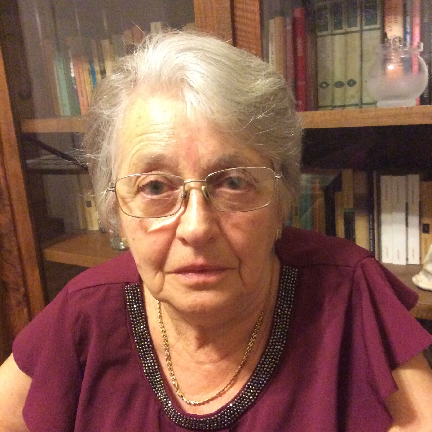Dr. Uzoni Katalin